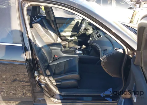 2010 Honda Accord 2.4 Ex-L z USA, uszkodzony, nr VIN 1HGCP2F85AA170403